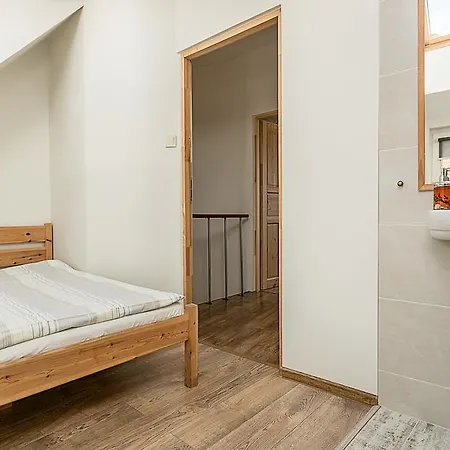 Wolna Chata Hostel