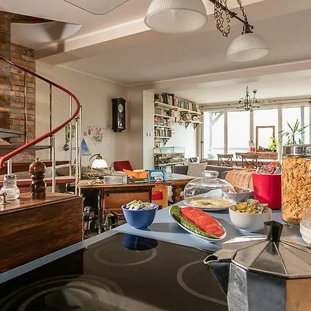 Hostel Wolna Chata